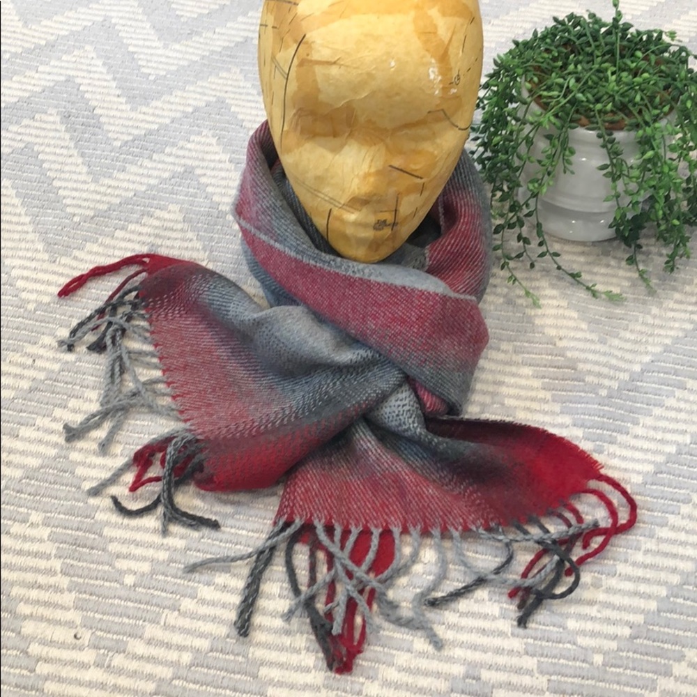 The Rail scarf